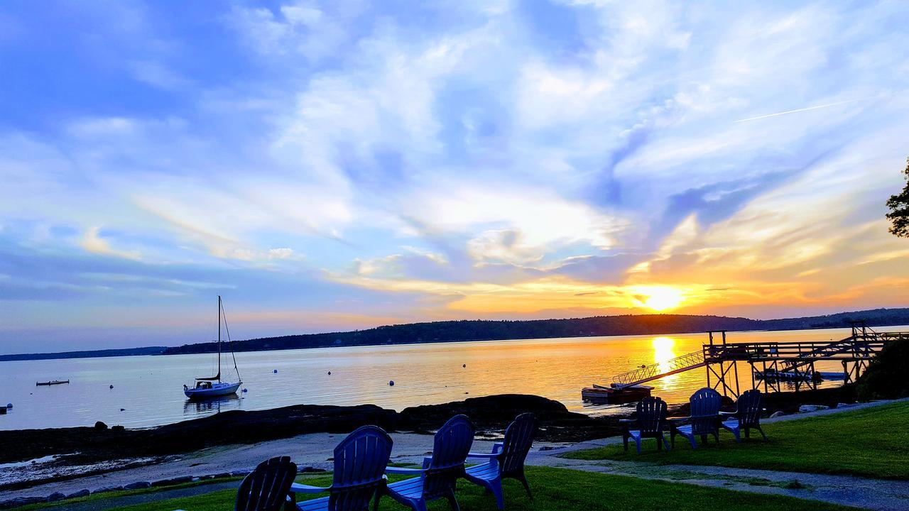 Smugglers Cove Inn Dayville Zewnętrze zdjęcie