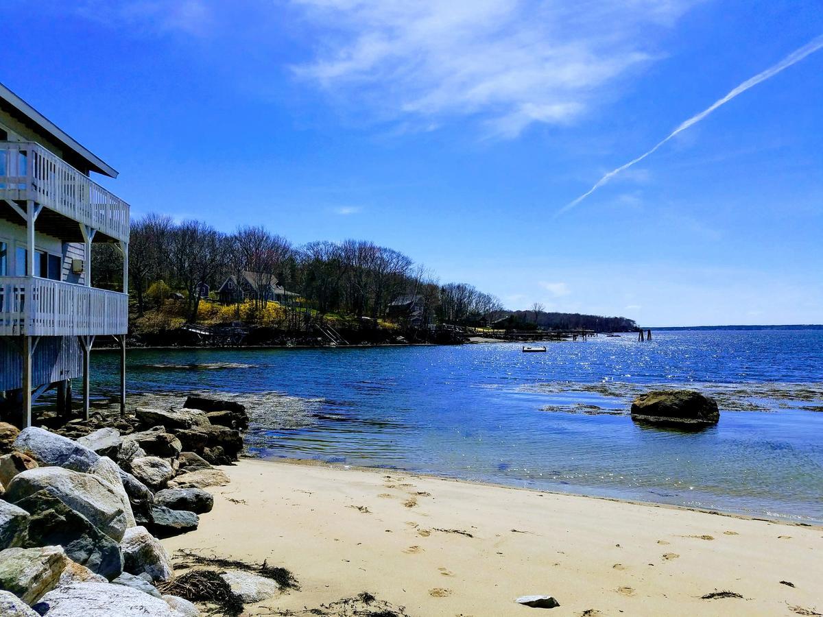 Smugglers Cove Inn Dayville Zewnętrze zdjęcie