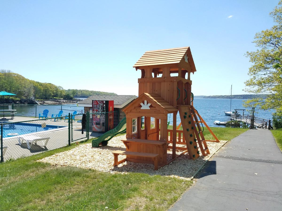 Smugglers Cove Inn Dayville Zewnętrze zdjęcie