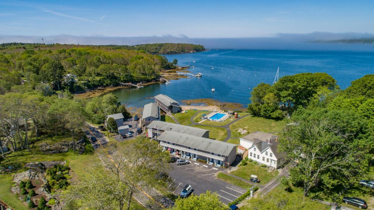 Smugglers Cove Inn Dayville Zewnętrze zdjęcie